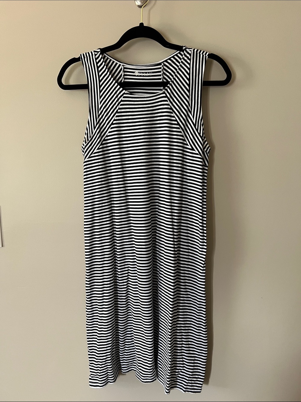 STYLUS Black & White Striped Sleeveless Midi Dress